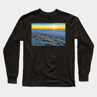 A cloud inversion sunrise on Mam Tor, Derbyshire Peak District, UK Long Sleeve T-Shirt